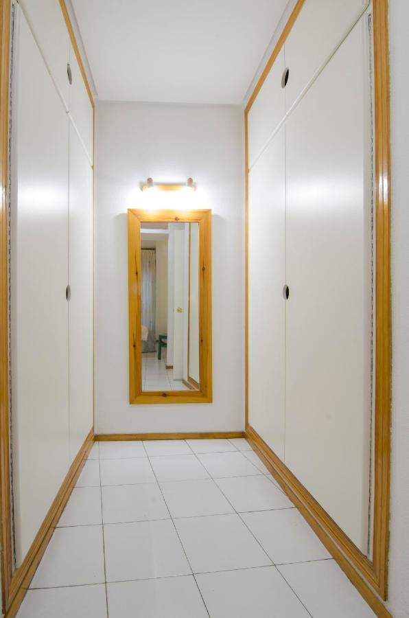 Apartments Plaza Mayor Madrid Exterior photo