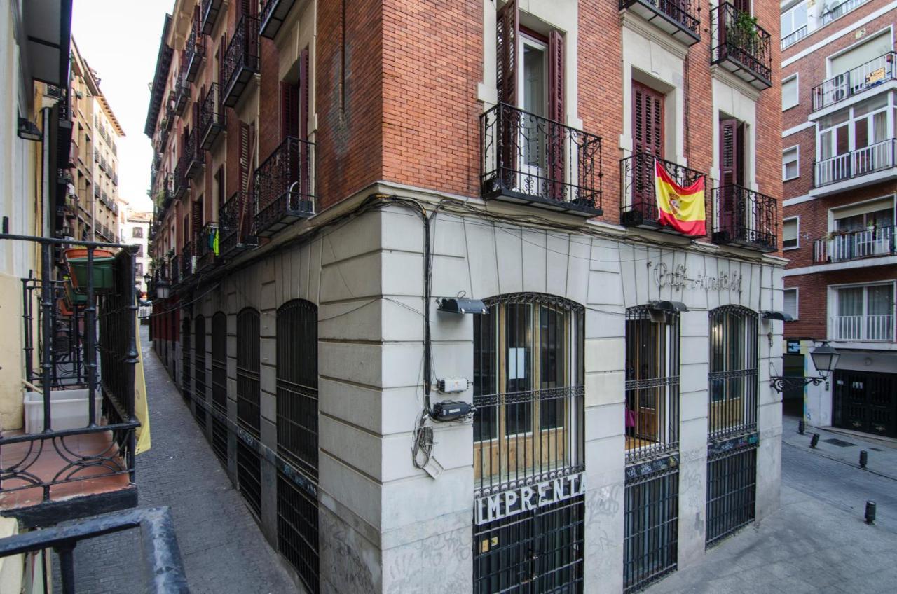 Apartments Plaza Mayor Madrid Exterior photo
